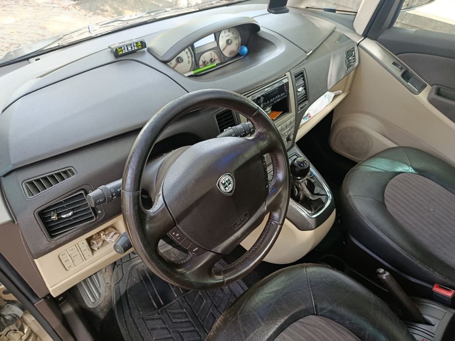 Lancia Musa 1.3 cdti