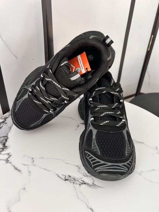 Кросівки весна літо кроси