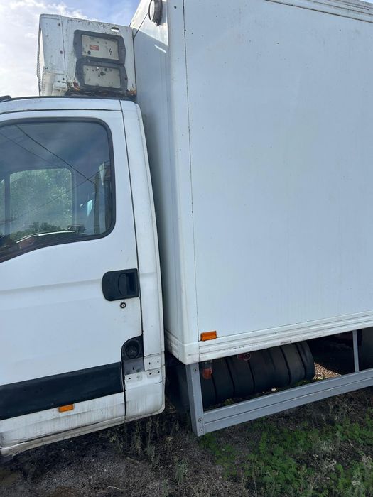 Iveco daily com plantaforma