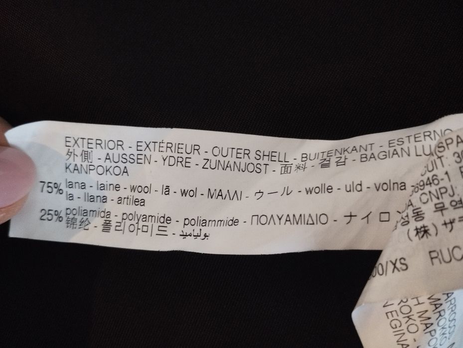 Sobretudo preto em lã Zara