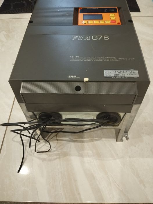 Falownik FVRG 7S sprzedam