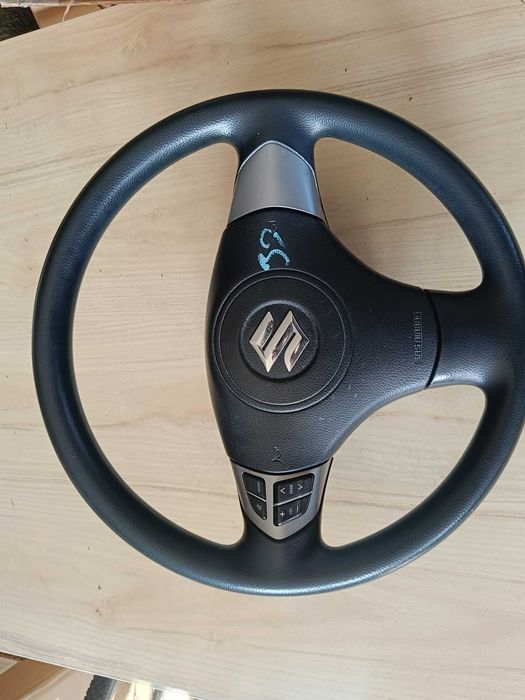Kierownica Multifunkcyjna Suzuki Vitara II / Bardzo Ładny Stan