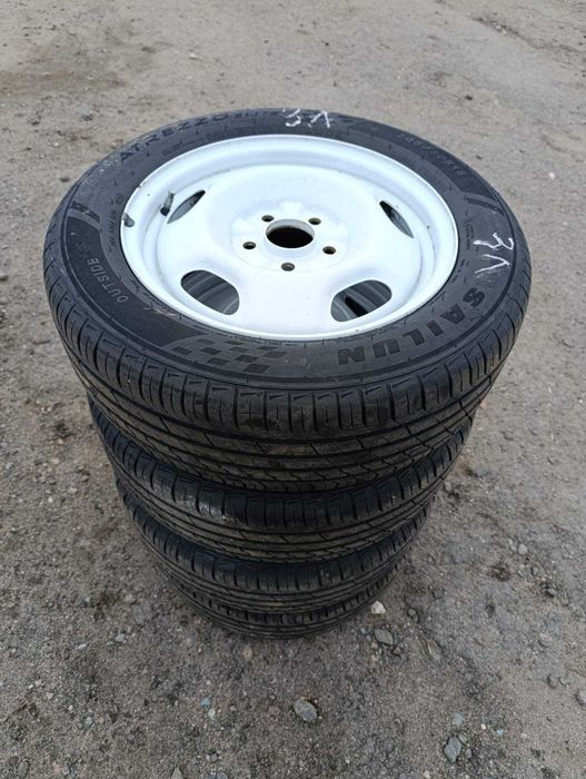 Продам комплект дисків 5x114.3 з літніми шинами 205/55 R16