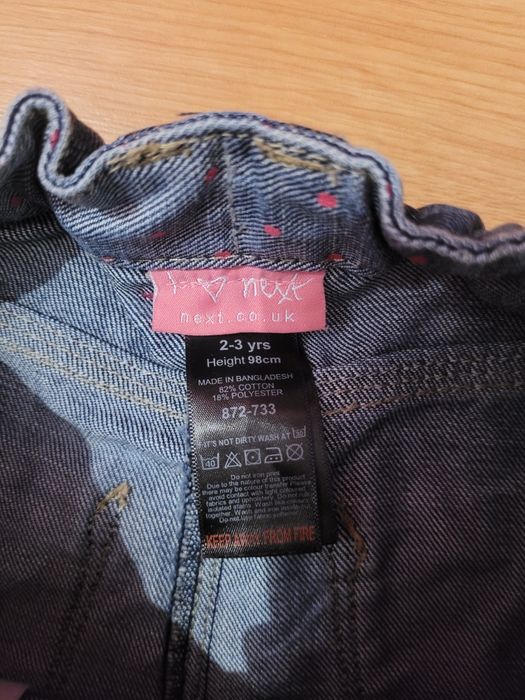 NEXT - jeansy dla dziewczynki rozmiar 98 i czerwone jeansy GRATIS.