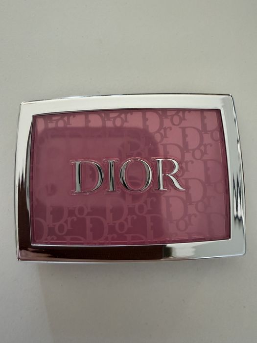 Róż Dior, PINK, kultowy kolor
