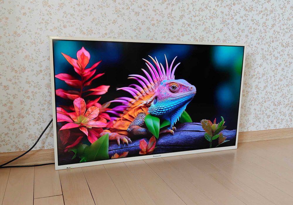 Телевізор Panasonic 39" LED IPS Full HD / DVB-T2 / HDMI / Wi-Fi / LAN