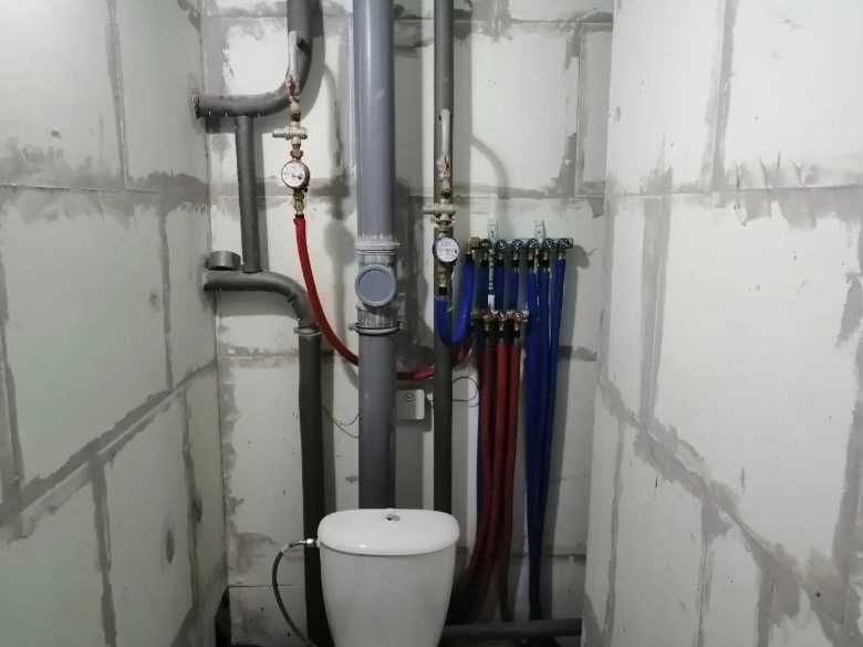 САНТЕХНІК, працюю якісно та швидко по всьому Кропивницькому