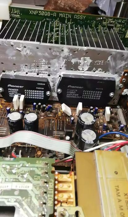 Amplituner pioneer vsx 415 uszkodzony