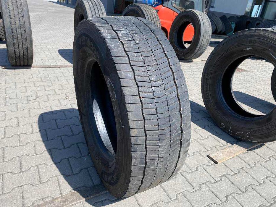 Opona ciężarowa napędowa 315/70R22.5 HANKOOK SMART FLEX DH51 / 8-10mm