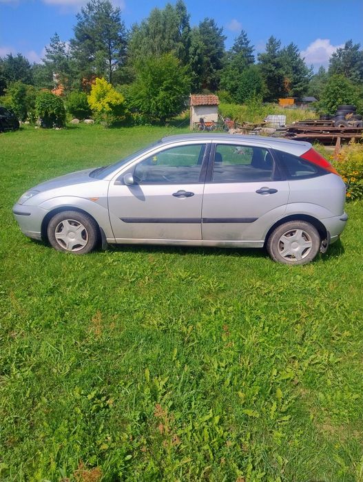 Ford Focus MK1 benzyna