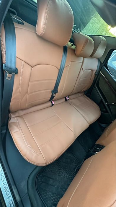 Чохли на пежо 407