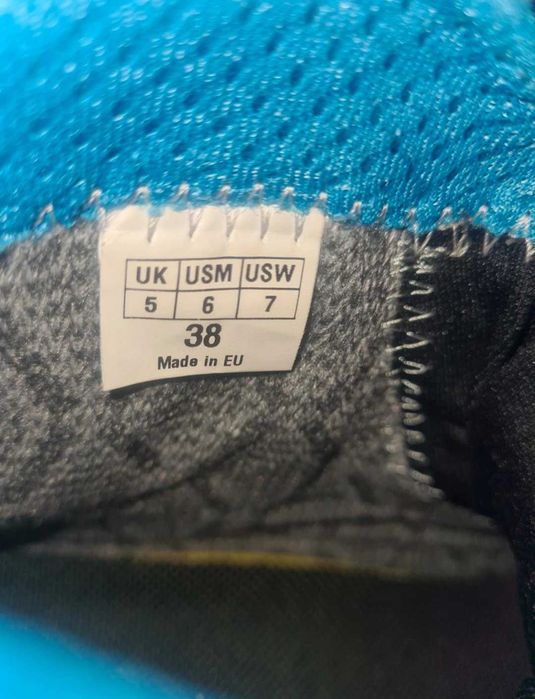 Buty Górskie La Sportiva r.38