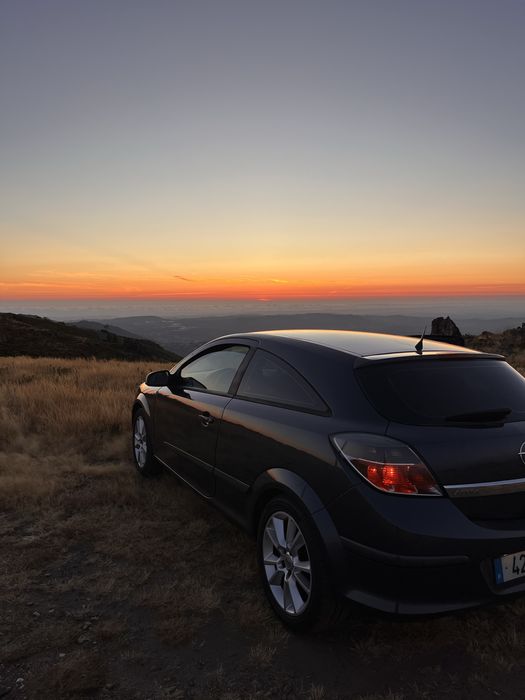 Opel Astra H Gtc