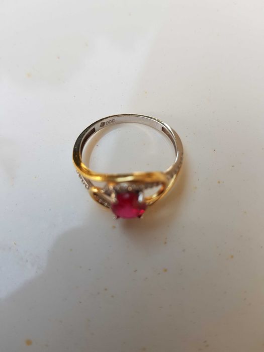 Anel  de noivado para senhora novo  não foi usado