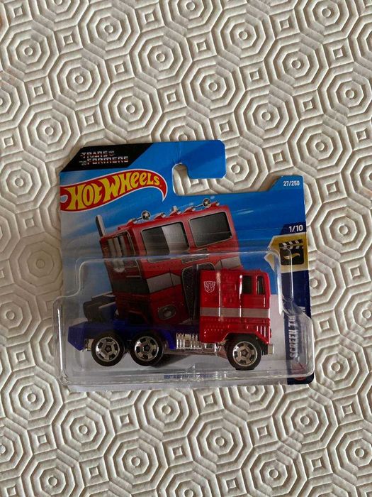 Vendo PACK de Hotwheels Transformers