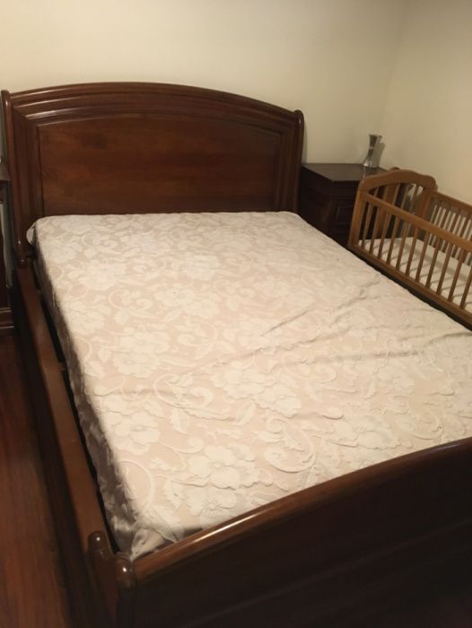 Quarto casal estilo Luís Filipe c/ colchão