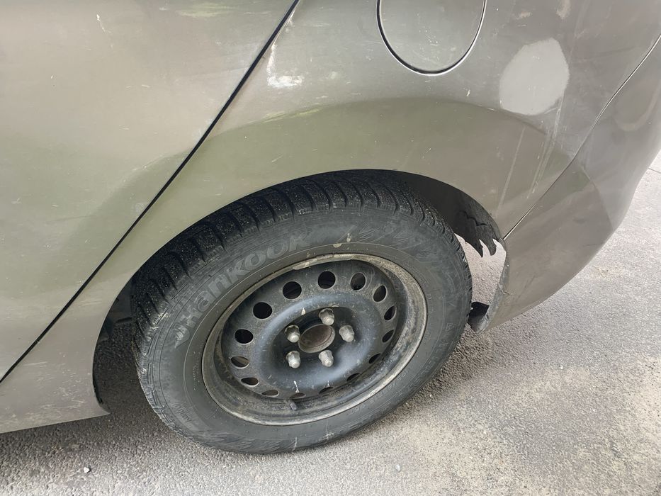 Hyundai Elantra 2012