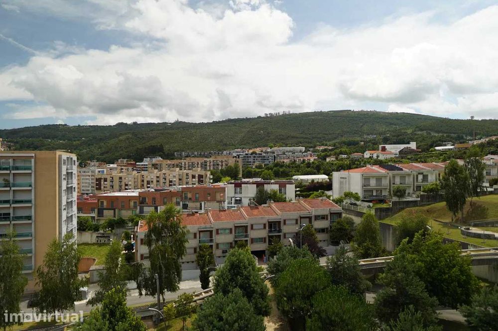 Arrenda-se T3 Fraião Braga