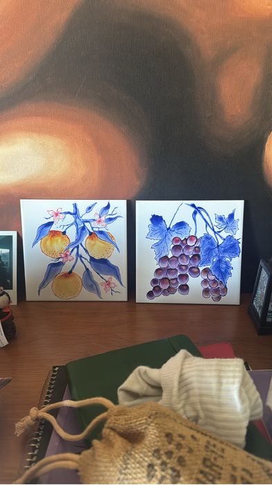 Azulejo pintado à mão: uvas