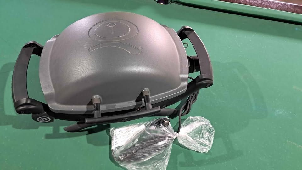 WEBER ...grelhador electrico  NOVO