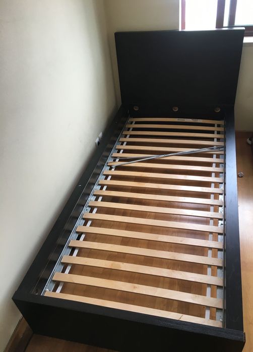 Cama de solteiro