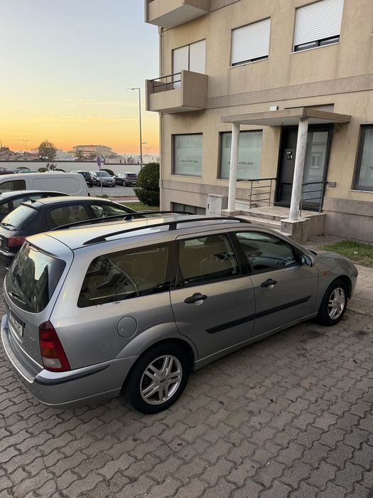 Ford Focus  carrinha — photo 3