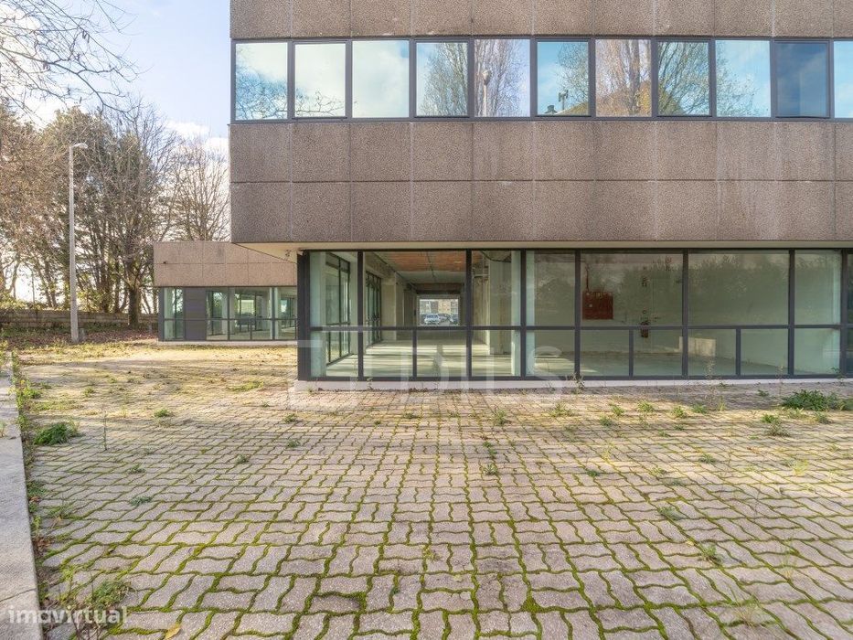 Escritório para arrendar - edifício Ariane, em Matosinhos