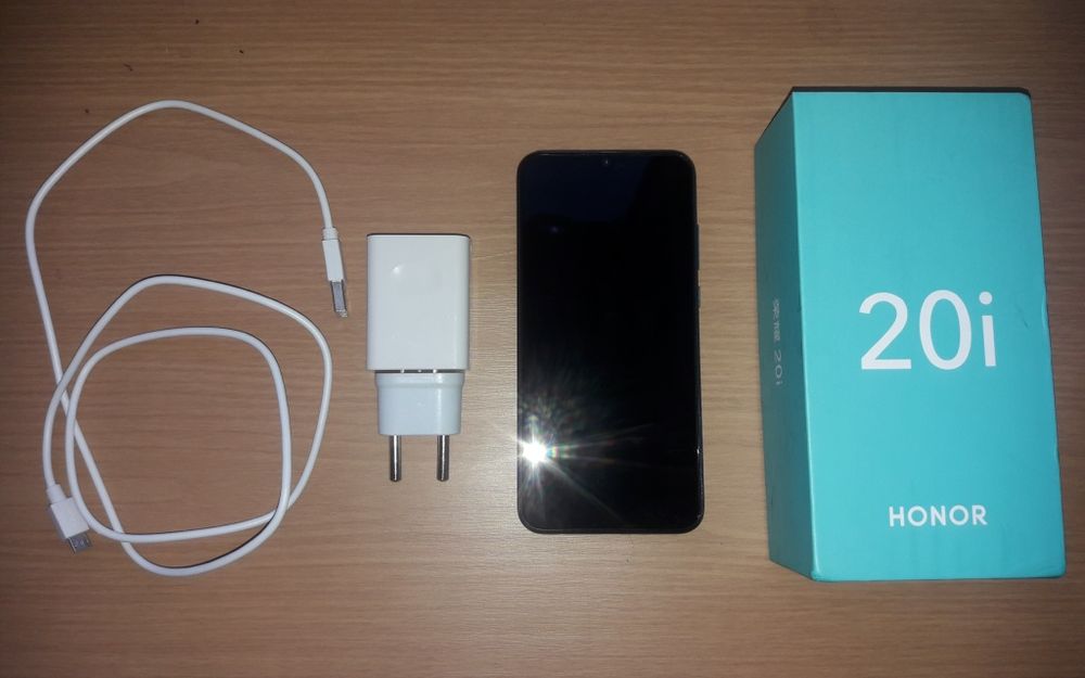 Honor 20i 64/4GB jak nowy