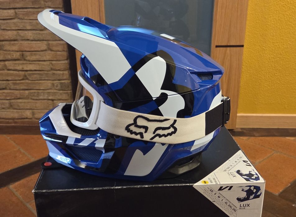 Capacete motocross Fox V1