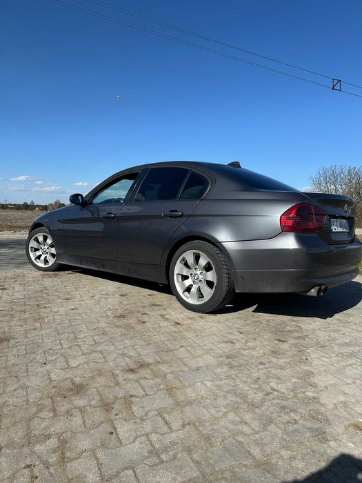 BMW Seria 3 E90 320I