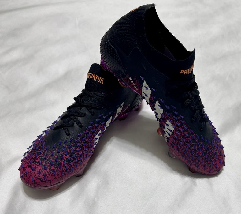 Бутсы Адидас Предатор 40 размер