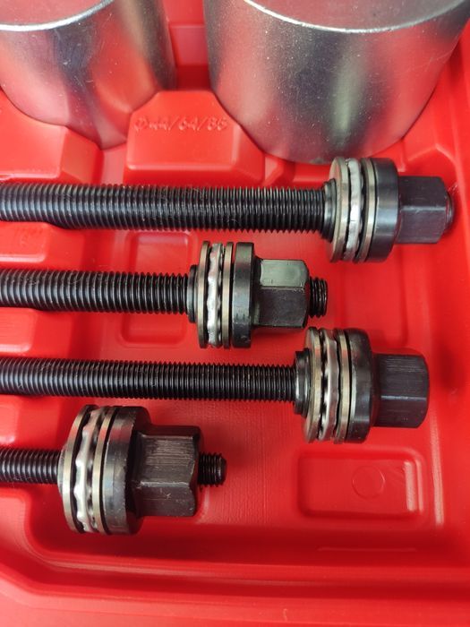 Набір для заміни сайлентблоків втулок і підшипників 44-90мм М10-М18