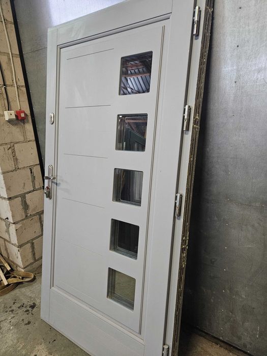 DRZWI Zewnętrzne Drewniane Sosnowe Wejściowe 108x209cm