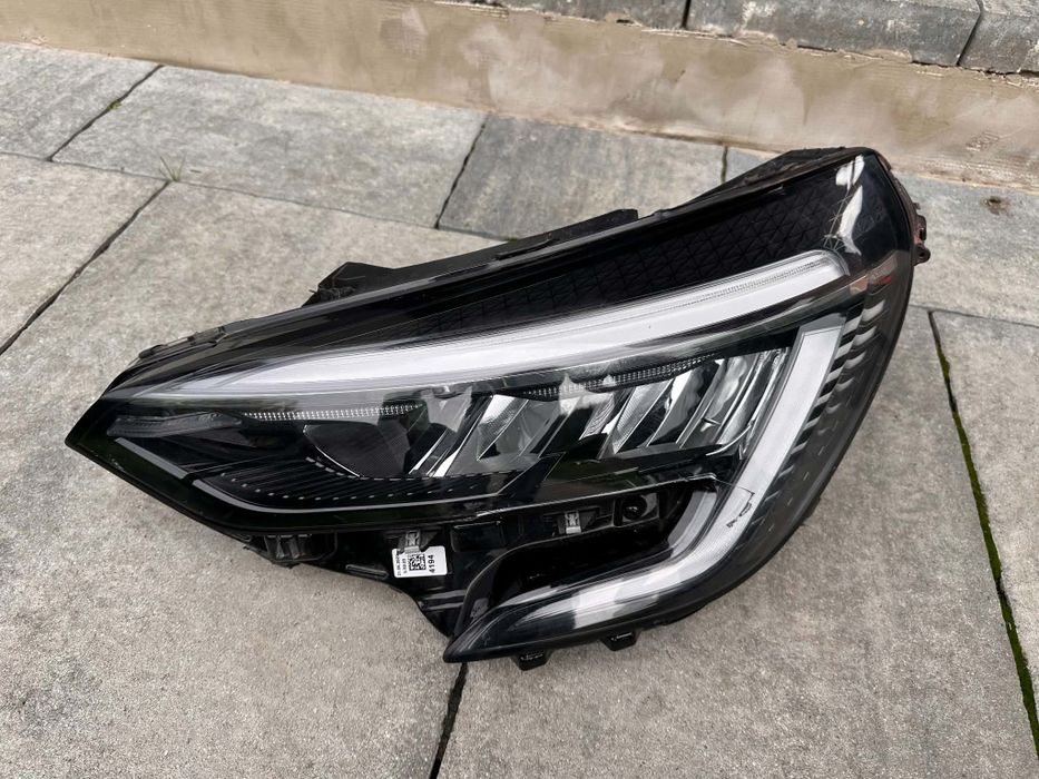 Lampa Reflektor lewy przód Renault Clio V