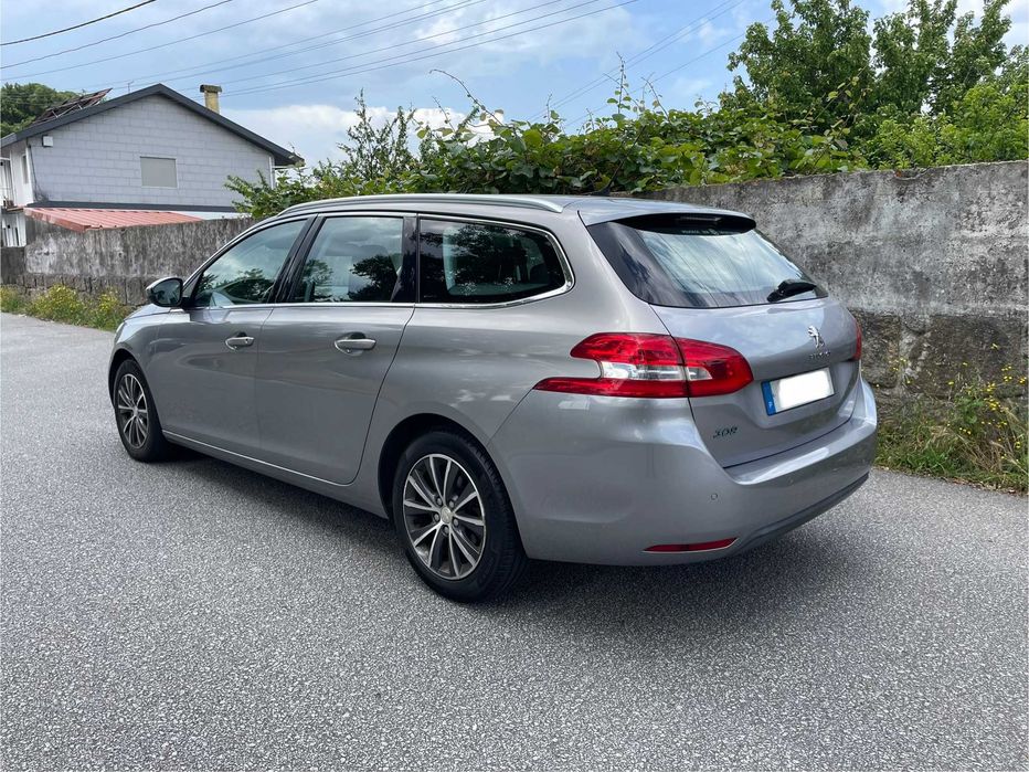 Peugeot 308 SW 1.2i - Distribuição trocada! - Impecável