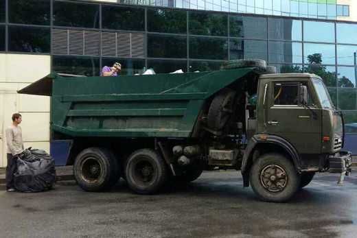 Вывіз сміття КАМАЗОМ 10-15 кубів. Зіл 6 кубів.