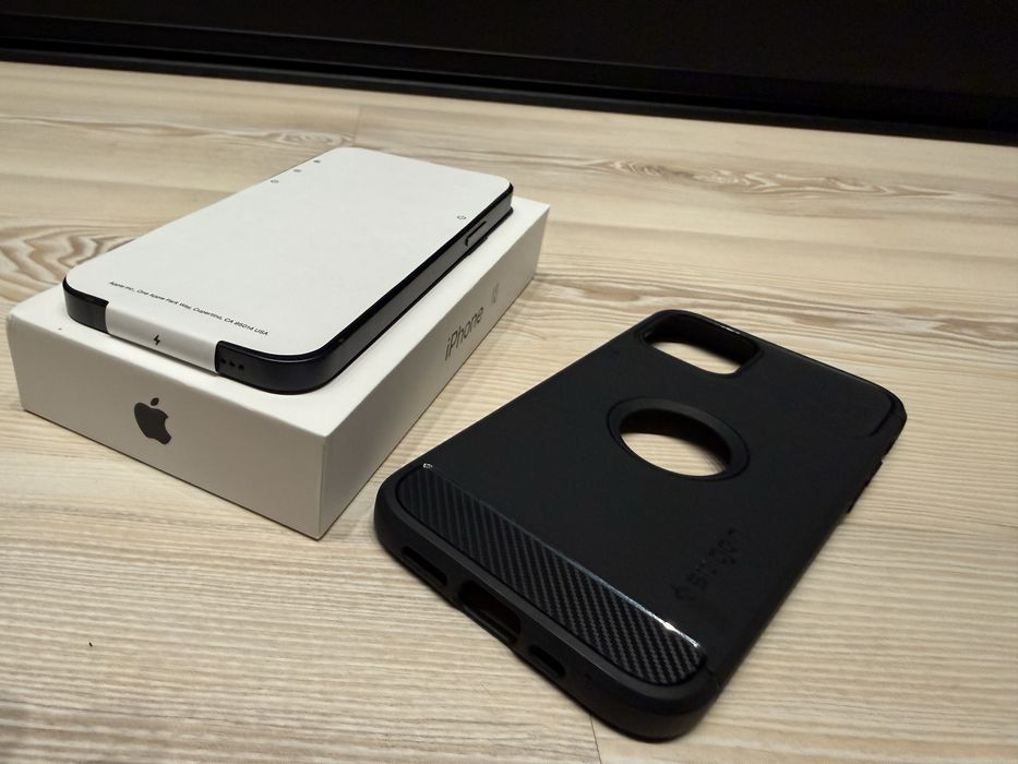 Iphone 12 black 64gb - 83% bateria