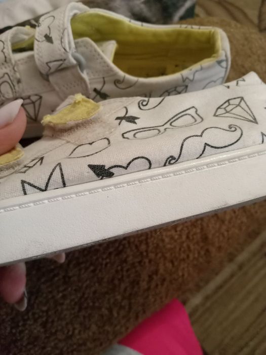 Кросівки для дівчинки