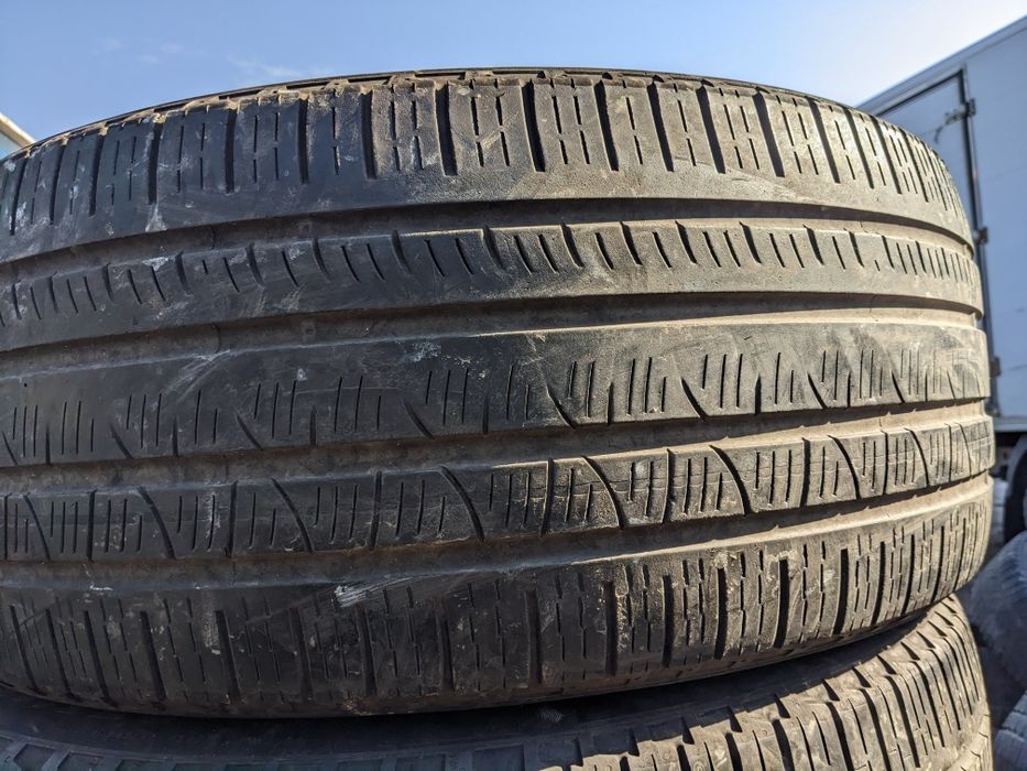 275/45R21 Pirelli  2020рік всесезон