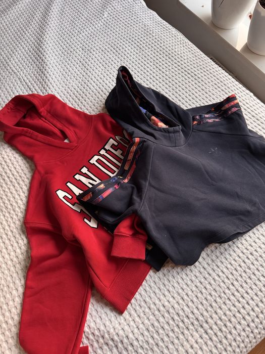 2 bluzy z kapturem Adidas i Zara