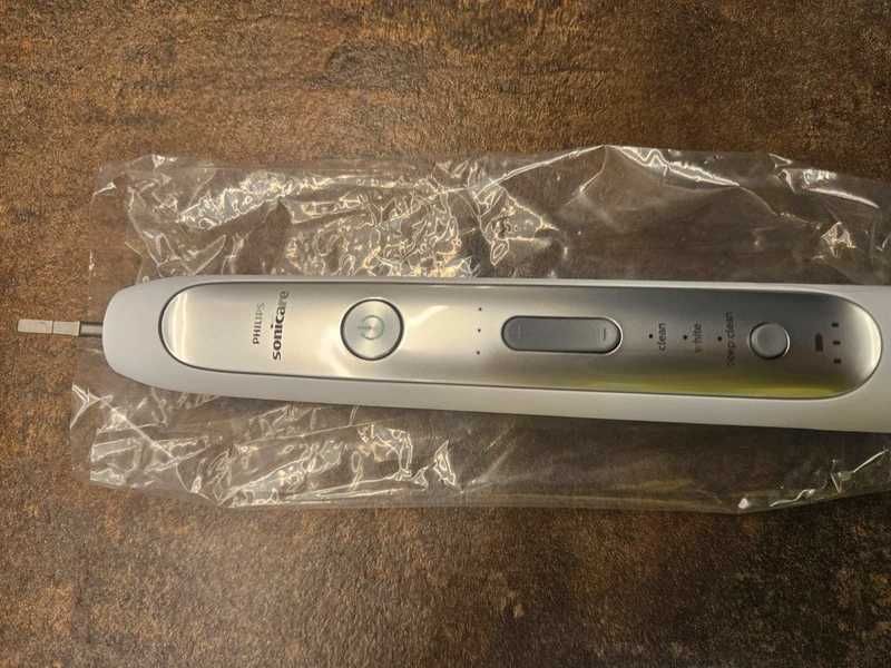 Szczoteczka soniczna Philips model hx9160 2x końcówka i etui