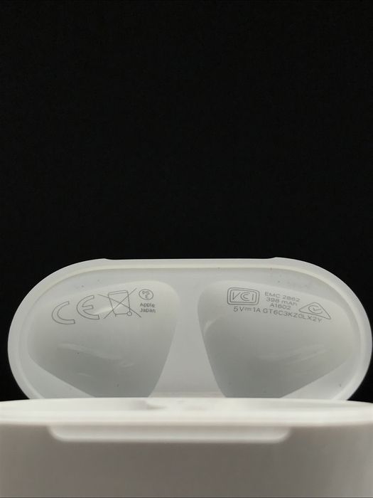 Кейс airpods 1/2 поколение оригинал, Б/У original