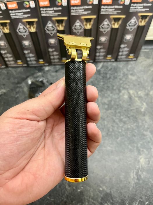 Тример, машинка для стрижки вод бороди, голови, вус. корпус металевий