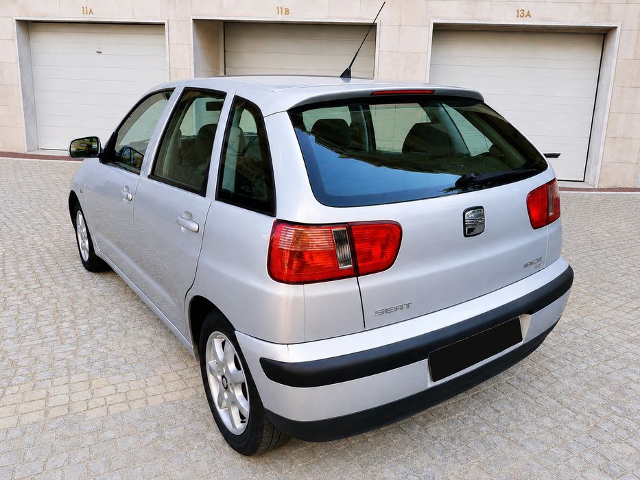 Seat Ibiza 1.9Sdi (5 Lugares/Diesel) de 2000