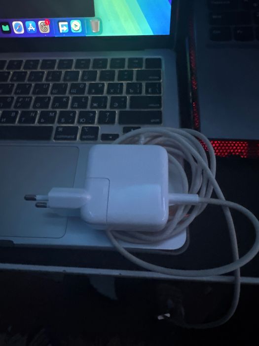 MacBook Air M2 8/512