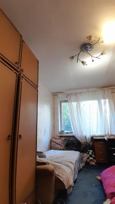 Продаж 4х кімн квартира чешка м.Чернівці в.Південно Кільцева
