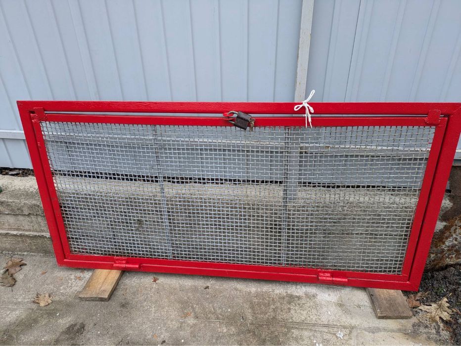 Продам металеві двері