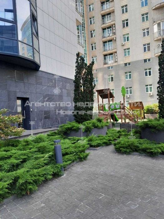 Оренда 4 кімнатної нової квартири 110м2 в ЖК Busov Hill Бусловська 12