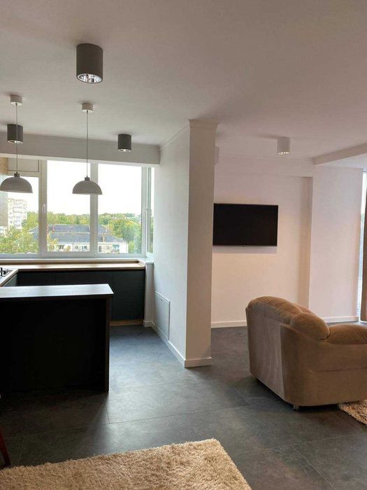 Здається 1К+КС по вул. МИРУ 4В