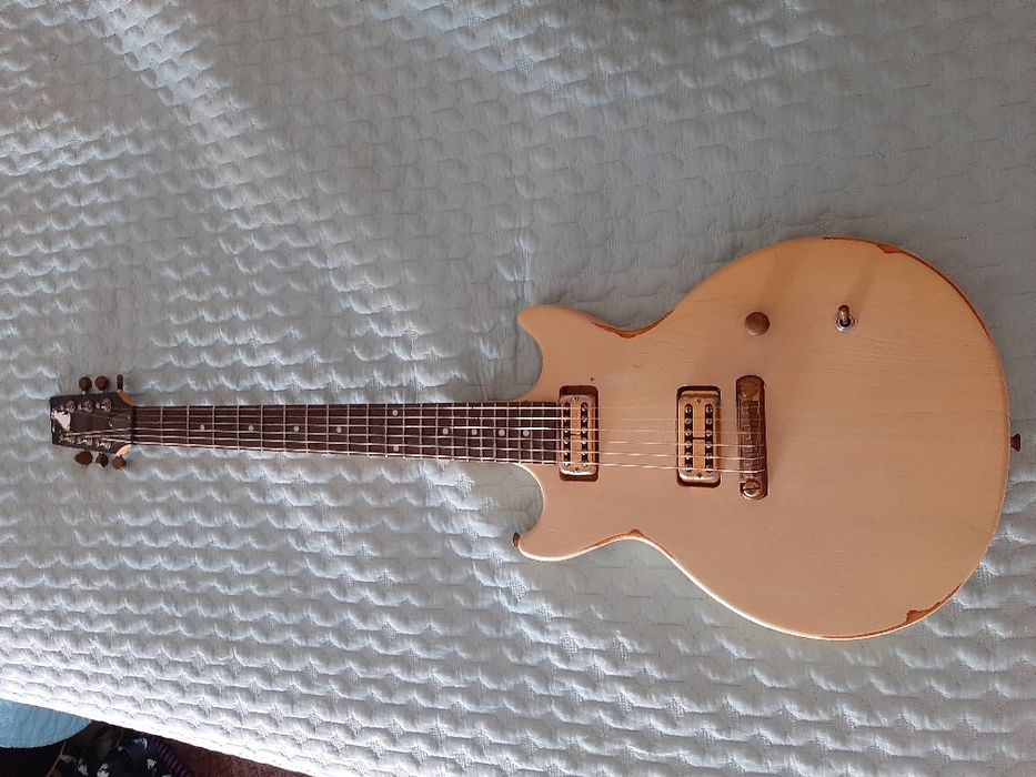 Guitarra Slick SL60 com gretsch filtertron